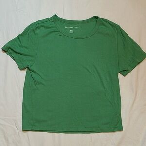 American Eagle baby tee in green